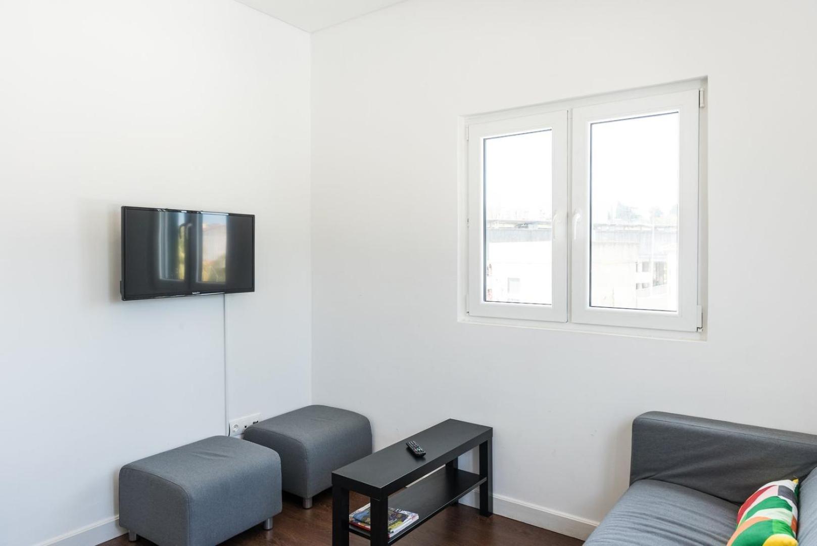 Guestready - Spacious Modern Stay In Porto Vila Nova de Gaia Exterior photo