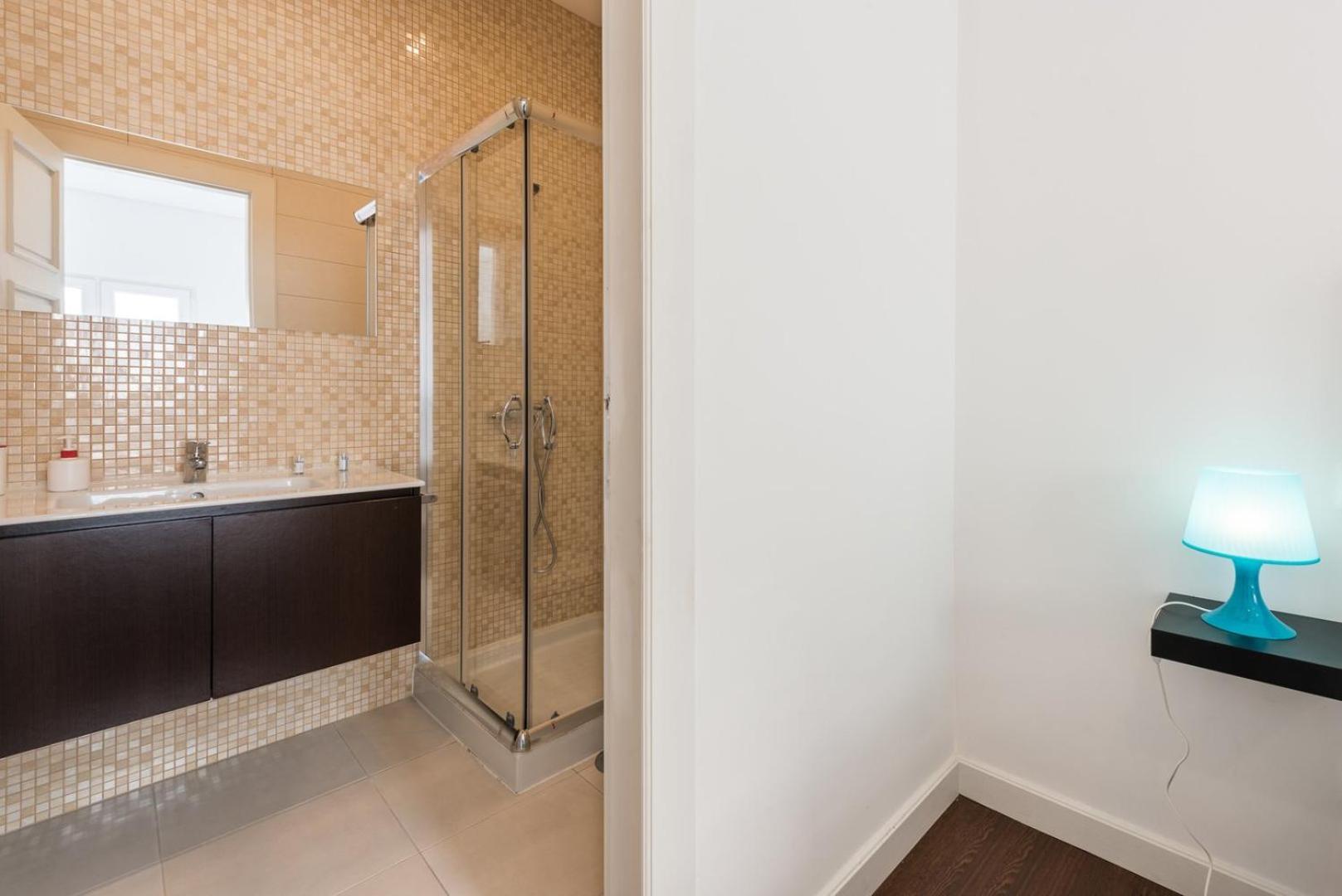 Guestready - Spacious Modern Stay In Porto Vila Nova de Gaia Exterior photo